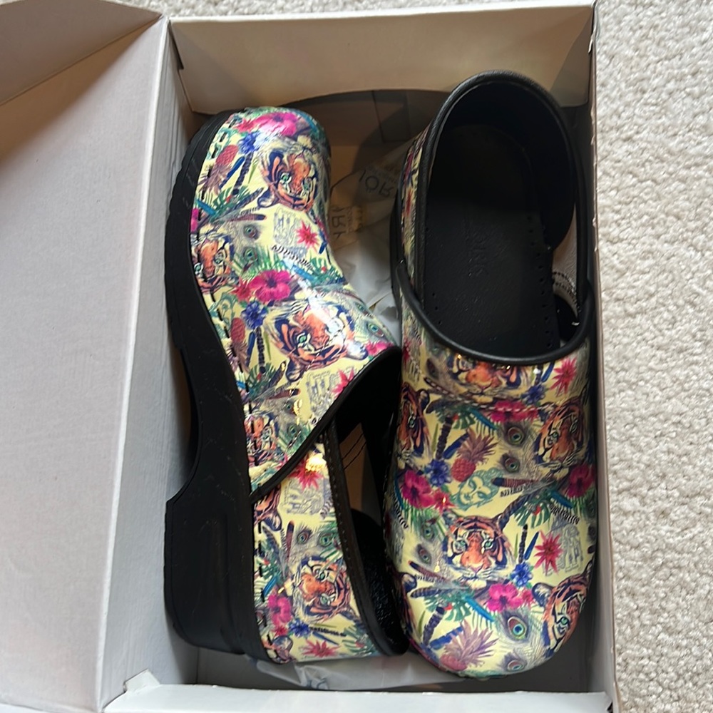 Bbjork clogs